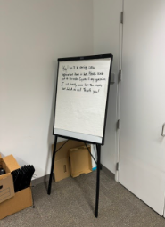 [#F4-33] MARKERBOARD W/STANDS