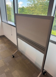 [#F4-70] ROLLING PRIVACY SCREEN