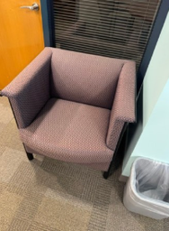 [#B12-78] PURPLE LOUNGE CHAIR