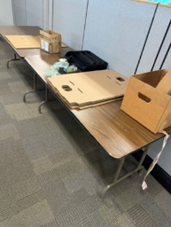 [#C8-79] FOLDING TABLE