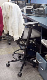 [#B13-6] Grey adjustable task chair