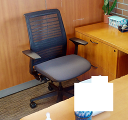 [#B13-5] Task chair