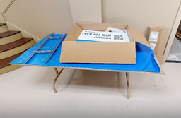 [#C8-16] folding table