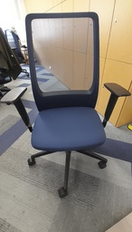 [#B5-14] Blue fabric swivel chair