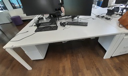 [#E2-53] White single desk