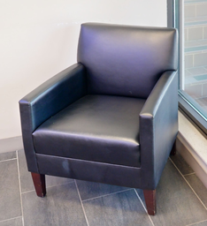 [#B12-4] Black lounge chair