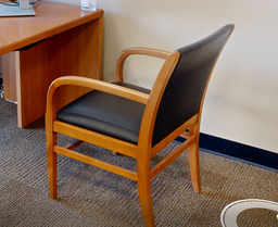 [#B9-4] Black guest chair