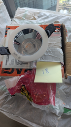 [#L1-17] Light fitting - 3S Lighting 15.7W Led 3500K