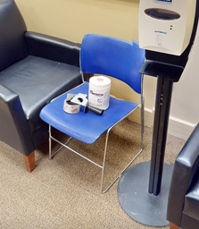 [#B4-9] Blue cafe chair