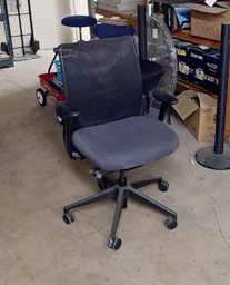[#B13-20] Task Chair