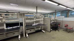 [#C4-C8e] Rolling lab tables
