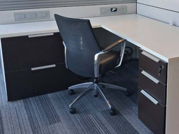 [#B4-2] Seat Siege chair
