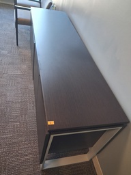 [#D5-22] Credenza