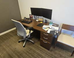 [#E3-18] Desk