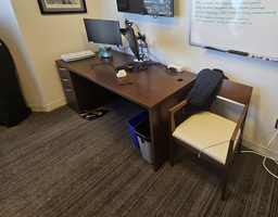 [#E3-26] Desk