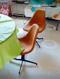 [#B4-6] Orange cafe chair