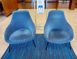 [#B12-8] Blue lounge chair