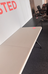 [#C8-3] Folding table