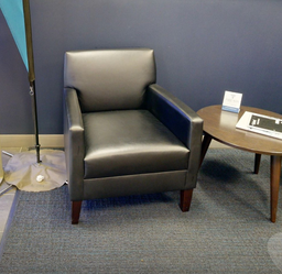 [#B12-5] Black lounge chair