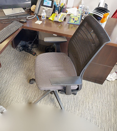 [#B13-3] Task chair, with arms