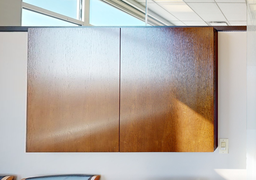 [#F4-12] Whiteboard in mounted cabinet