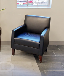 [#B12-5] Black lounge chair