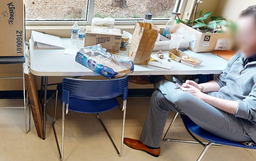[#C8-14] Folding table