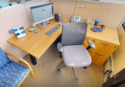 [#E6-3] L-shaped desk
