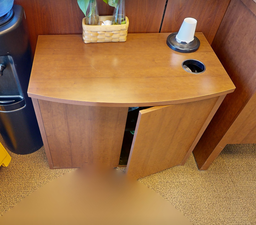 [#D20-6] 2-Door coffee cabinet