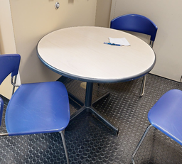 [#C4-16] Round meeting table
