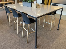 [#C4-pic_039] Bar height table on casters with whiteboard top
