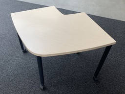 [#C11-pic_115] Modular table on casters - corner