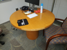 [#C9-33] Round Wood Table