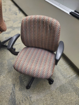 [#B13-74] Patterned Task Chair