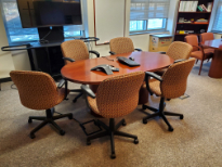 [#C6-106] Oval Converence Table, 6' x 3'