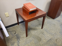 [#C11-141] End Table, 23" x 23" x 23"
