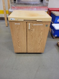 [#D5] Cabinet