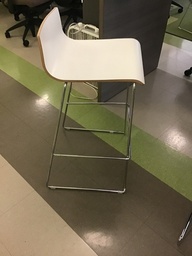 [#B2-118] Tall White Bar Chair (38”H x 16”W x 16”D)