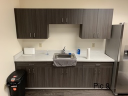 [#00-9] Kitchen cabinets