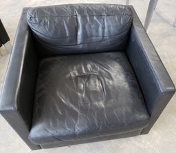 [#B11-9] Black Leather Chair - Square Arm