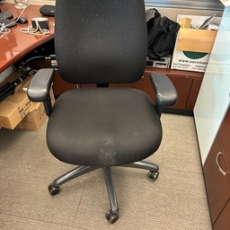[#B13-21] Task chair