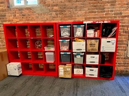 [#D4-11] bookshelves - cube, red