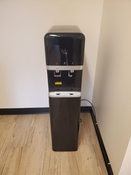 [#00-418] Water Dispenser, Brio