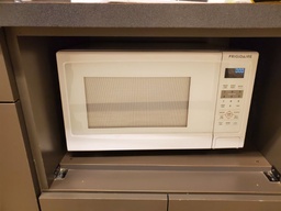 [#G8-448] Microwave, Frigidaire