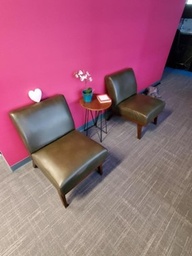 [#B12-25] Brown Lounge Chair