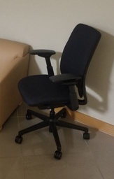 [#B13-7] Black High BackTask Chair