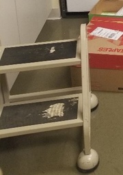 [#B4-45] Step Stool