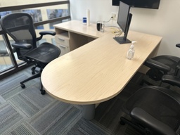 [#E8-11] Private Offices