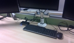 [#H10-284] MONITOR ARM triple