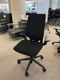 [#B13-4] Task Chair